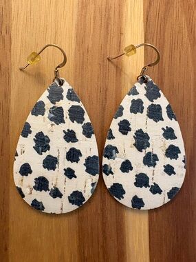 Nickel And Suede Leopard Cork Leather Teardrop Earrings